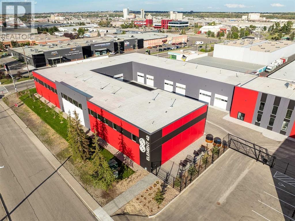 Unit 123 | Luxury 'Carbon' Garage Condo at Element 42